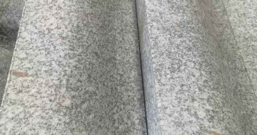 扬州芙蓉白S型拉丝面路沿石