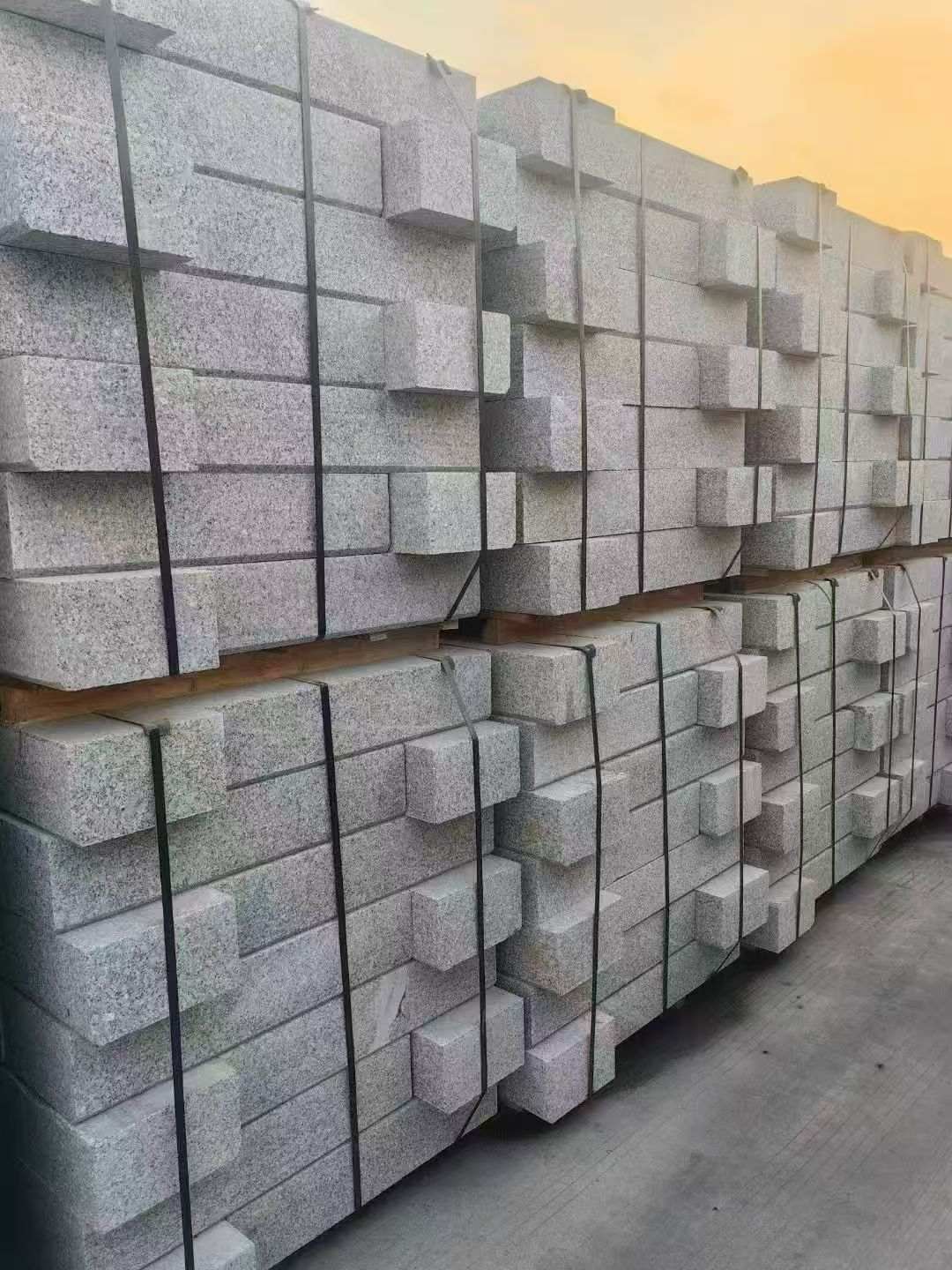 扬州 芝麻白路沿石
