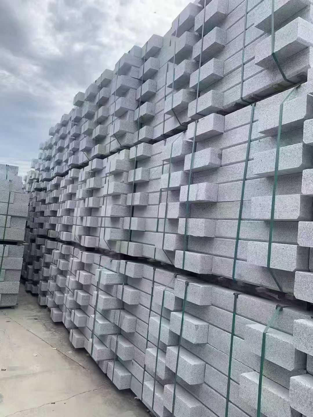 扬州 芝麻灰侧石