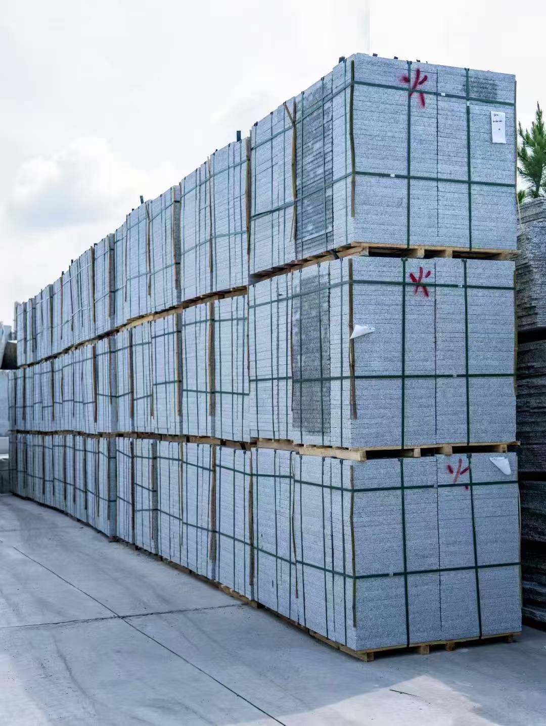 扬州 芙蓉白3公分火烧地铺成品300*600